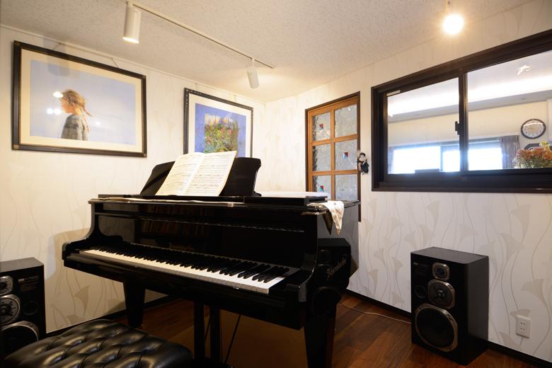 音響を極めた五角形の防音ピアノ室のリノベーション事例