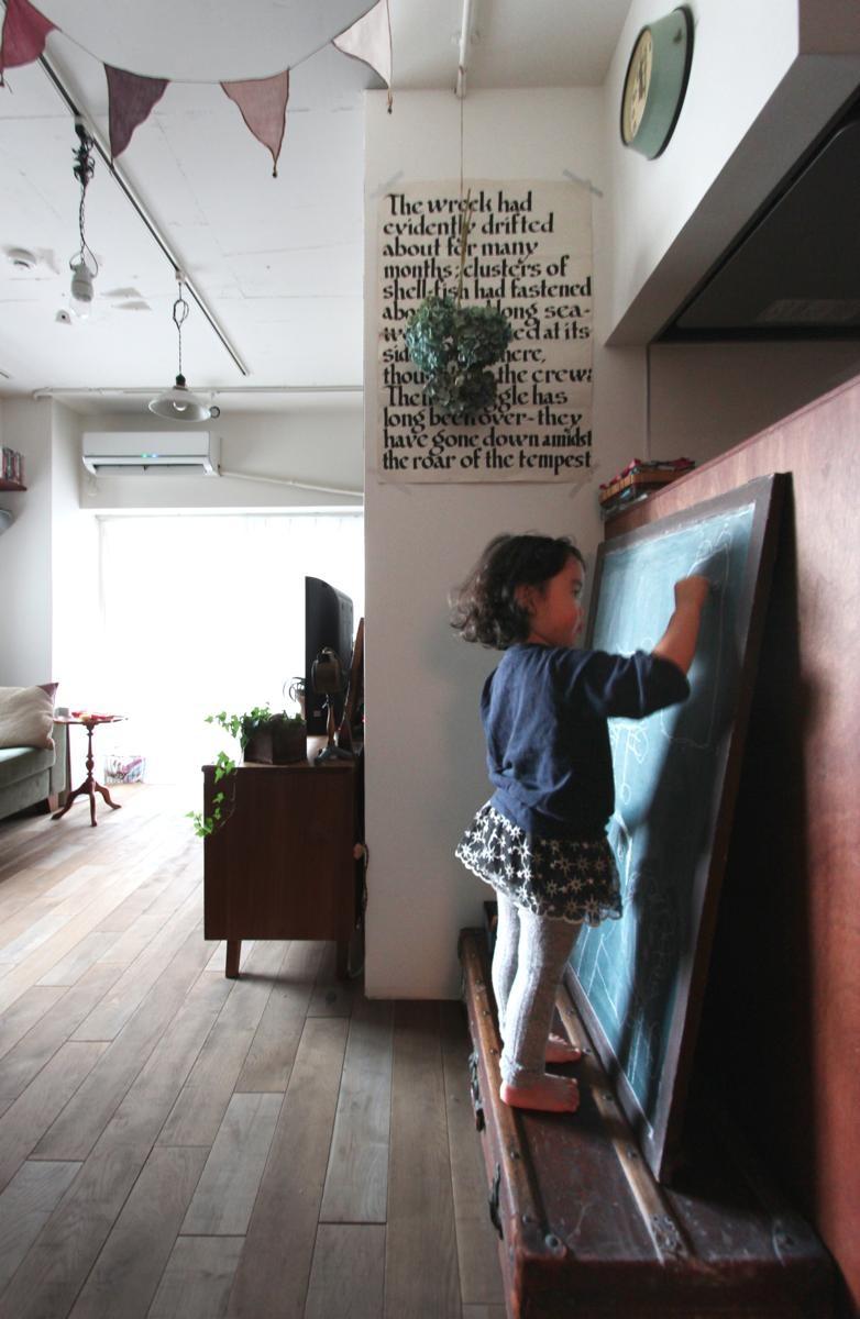 アンティーク加工で落ち着いた空間のリノベーション事例