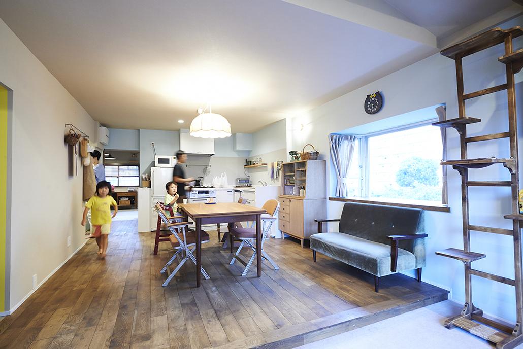 オークの床が和テイストを感じさせるのリノベーション事例