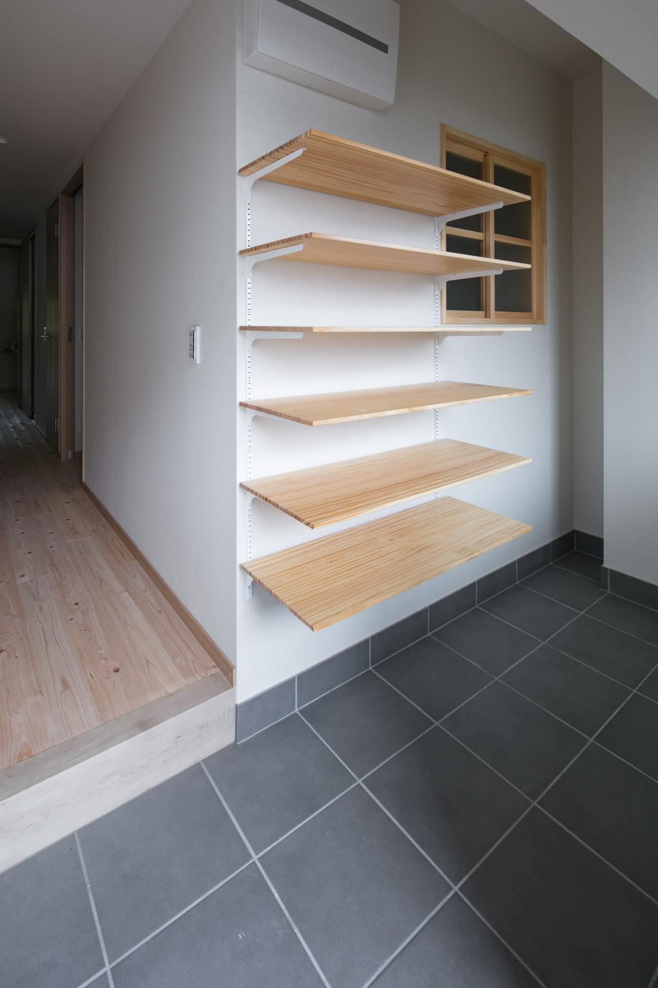 和の材質にこだわり抜いた癒やし空間のリノベーション事例