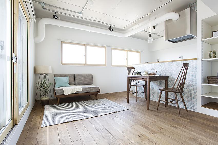 光あふれる自分だけのお気に入りルームのリノベーション事例