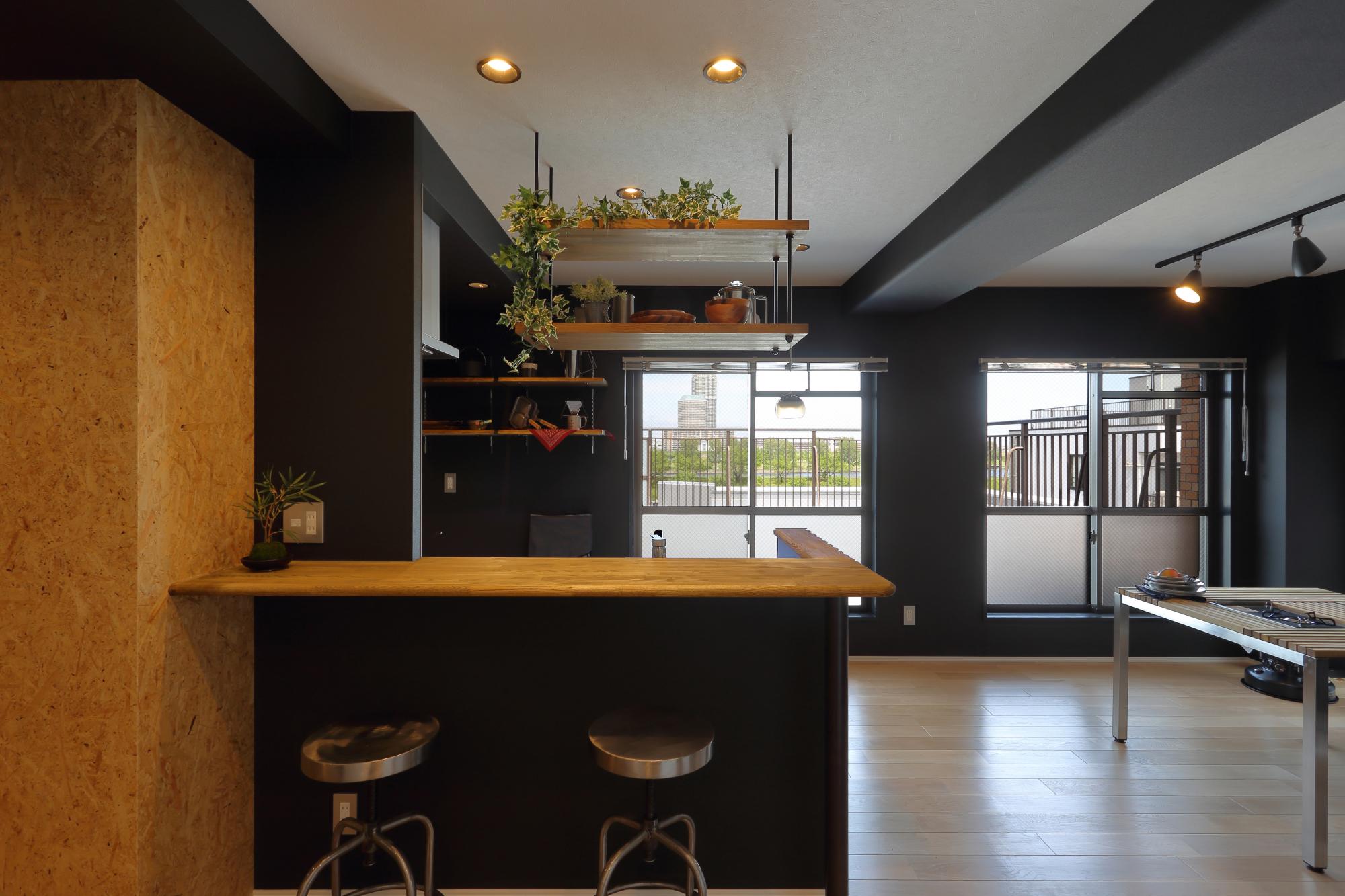 広々ルーフバルコニー付き！アウトドアを毎日楽しめる家のリノベーション事例