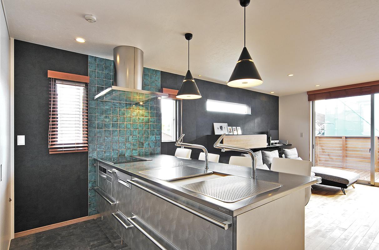 快適空間で自然に集まる笑顔のリノベーション事例