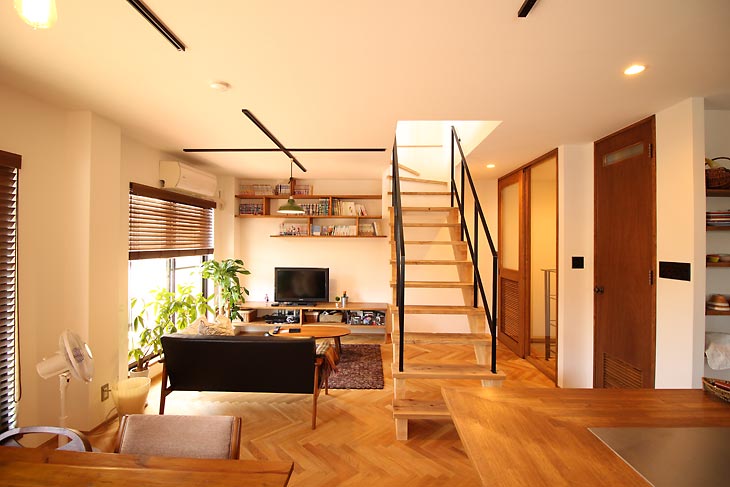 木のぬくもりが広がるリビングダイニングのリノベーション事例