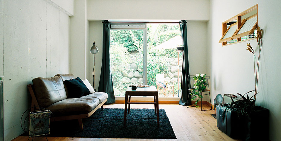 石造りの庭が印象的のリノベーション事例