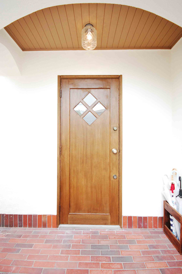 「あのツタ屋敷」を見事に再生のリノベーション事例