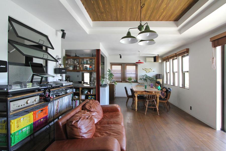 ヴィンテージ薫る明るい住まいのリノベーション事例