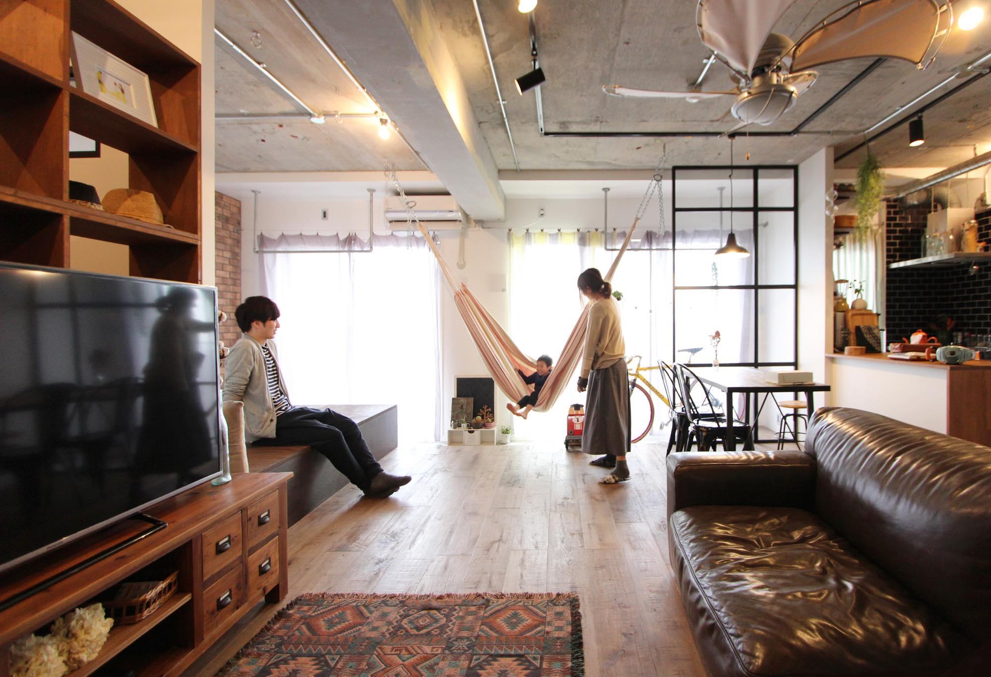 3LDK→1ROOM。高低差やインテリアでゾーニングのリノベーション事例