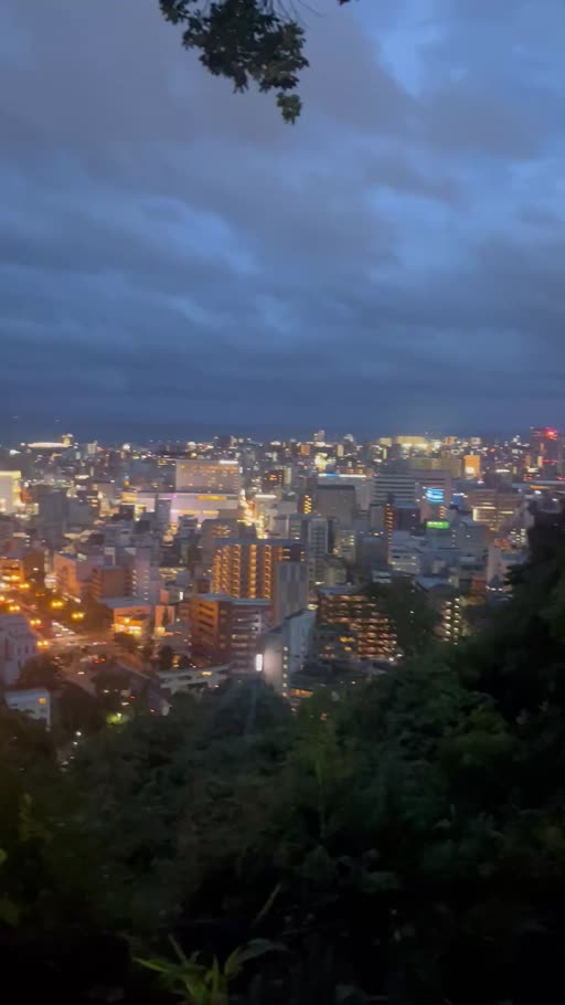 カレン|長崎市 本石灰町のラウンジ|RELAIR(リレア)