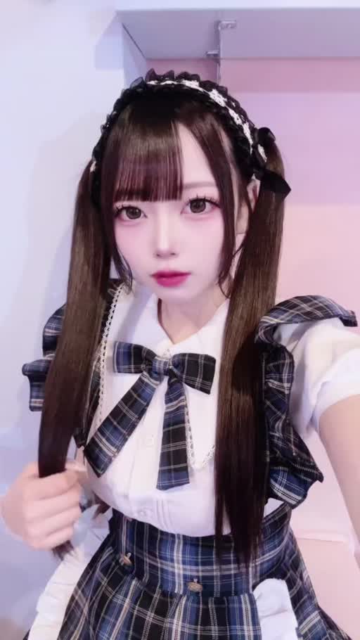 にこる
