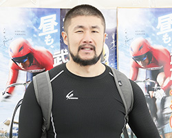 梅崎隆介