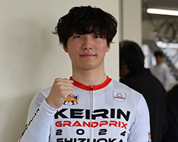 丸山留依