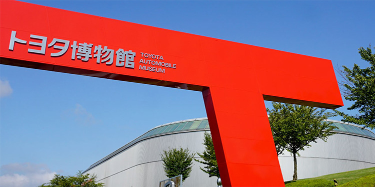 “クルマの聖地” トヨタ博物館で “本物” を感じるウェディング