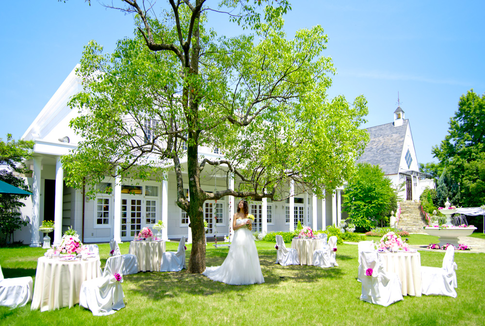 選べる挙式スタイル & タイプの異なる5つの貸切会場