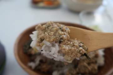 そぼろ丼4