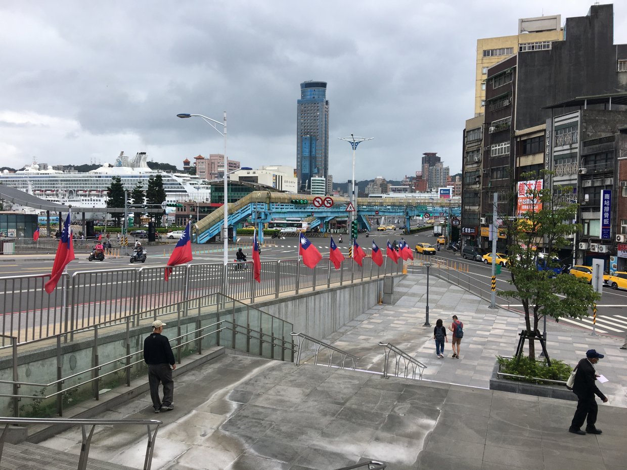 跟著小編玩基隆～搭乘濱海奇基線 來趟深澳鐵道自行車半日遊