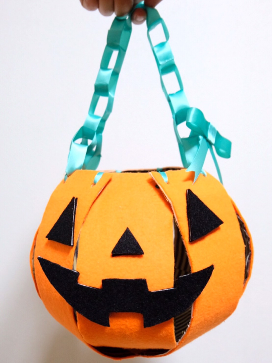 牛乳パックで作る 飾れるハロウィンバッグ 上級編 レポミン 気になるアレの体験談メディア 牛乳パックで作る 飾れるハロウィンバッグ 上級編 レポミン 気になるアレの体験談メディア