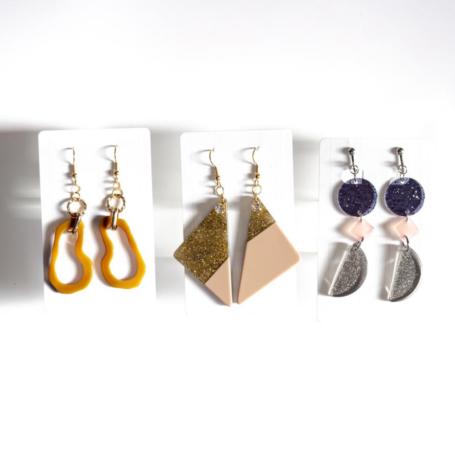 12 21 土 アクリルイヤリングを作るワークショップ アクセサリー体験 Peatix