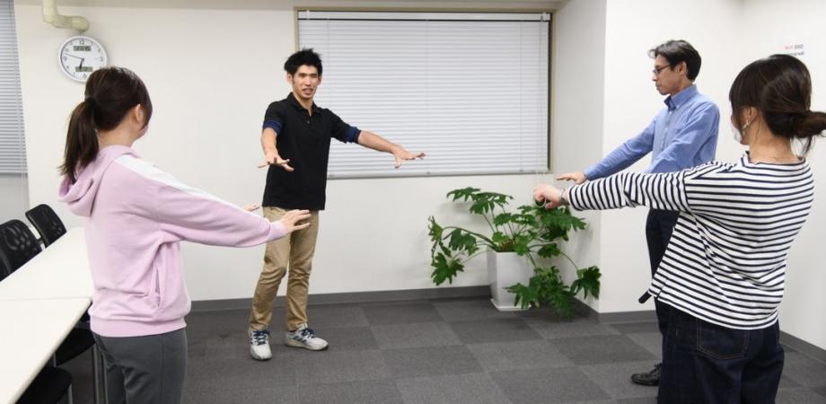 オンライン ウィズコロナのお盆で筋肉痛を作る ちょっときつめの筋トレレッスン 逆立ちダイエット体験会 Peatix