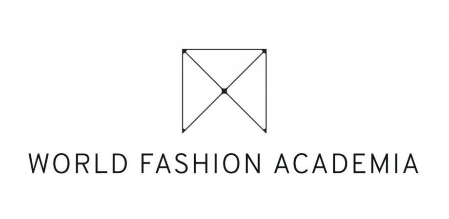 他では聞けない現役EC担当者3名によるクロストーク。WORLD FASHION ACADEMIA 「ファッションの仕事を知るVol.3 EC編」