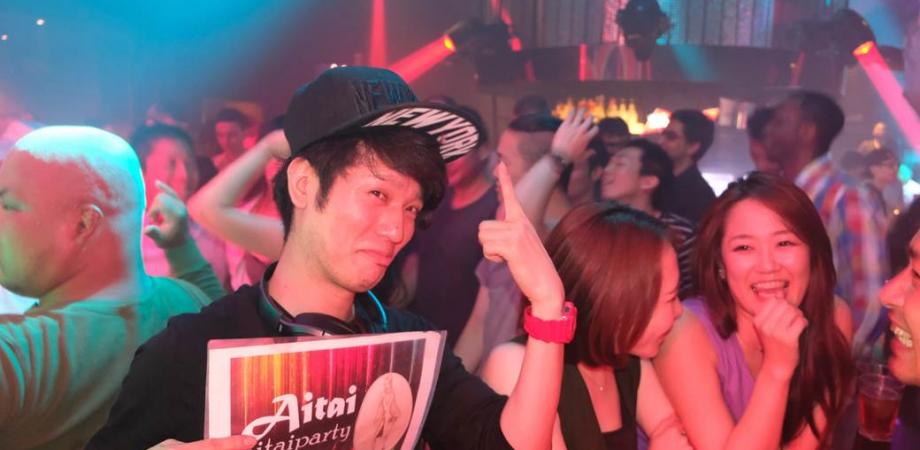 Party Tokyo Roppongi Nightlife Dance Club Girls Free Entry Plus One Free Drink Every Friday Saturday Public Holiday Midnight 24 00 3 00 Nightlife Nightclub Disco Dia Aitai Party六本木クラブ女性無料入場プラス無料１ドリンク毎週金曜日と土曜日と祭日夜中24