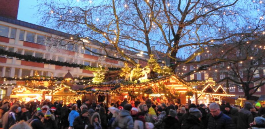 ドイツバルでドイツ料理 ドイツのお酒をケルト音楽を聞きながら楽しむクリスマスパーティ Peatix