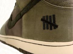 nike dunk undefeated ballistic