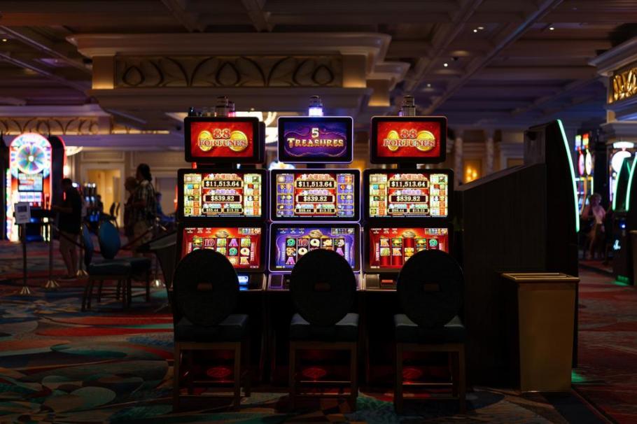 Casino yahtzee game multiplayer