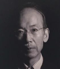 小山右人