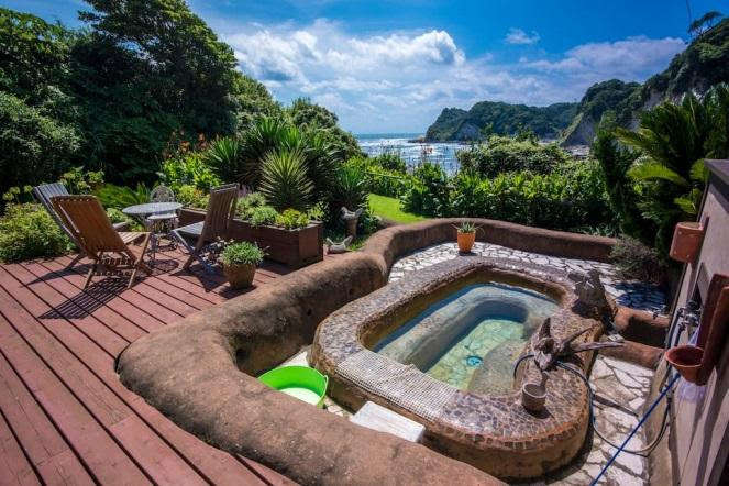 Reef Break Retreat
