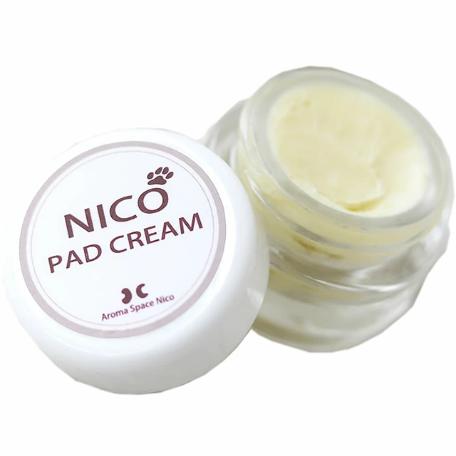 舐めても安全な天然成分配合の保湿剤