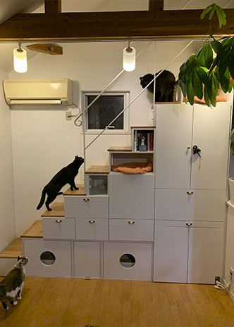 家具と隠れ家を兼用できる｜階段型収納家具 Escalo