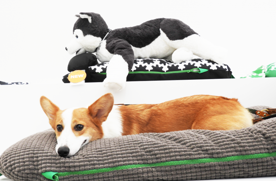 IKEA ルールヴィグ ペット用品とコルク