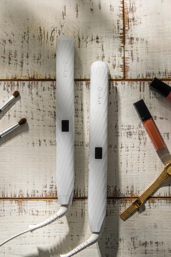 ヘアアイロン[D-iA.ct]