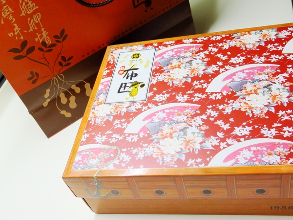 布田食品:【台北伴手禮】一甲子的古早味布田花生糖、芝麻糖。艋岬萬華