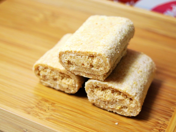 布田食品:【台北伴手禮】一甲子的古早味布田花生糖、芝麻糖。艋岬萬華