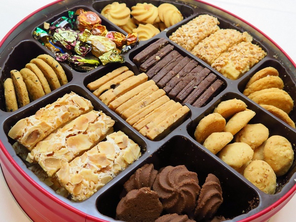 奇華餅家:名家美味,結婚西式喜餅、中式喜餅推薦 。香港奇華餅家