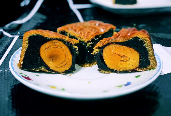 奇華餅家:<Eating>*體驗*---奇華月餅/中秋月餅禮盒 至尊港式月餅尊榮享受