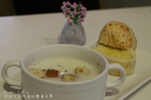 Oyami cafe:西門町人氣名店『Oyami cafe』捷運西門站