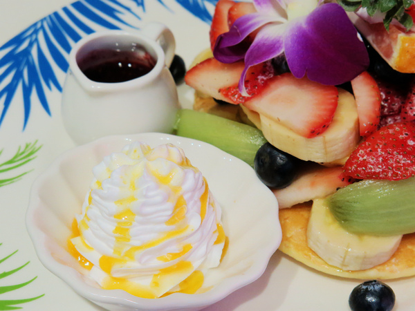 Oyami cafe:西門町逛街歇腳好去處~ 西門町下午茶咖啡、鬆餅、義大利麵。Oyami Cafe (完整菜單)