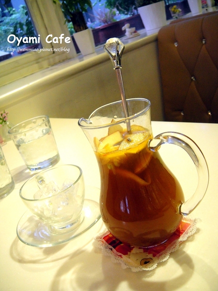 Oyami cafe:【台北市萬華區/食記】 西門町下午茶咖啡 / 鬆餅 / 義大利麵 ✿✿ Oyami Café ✿✿