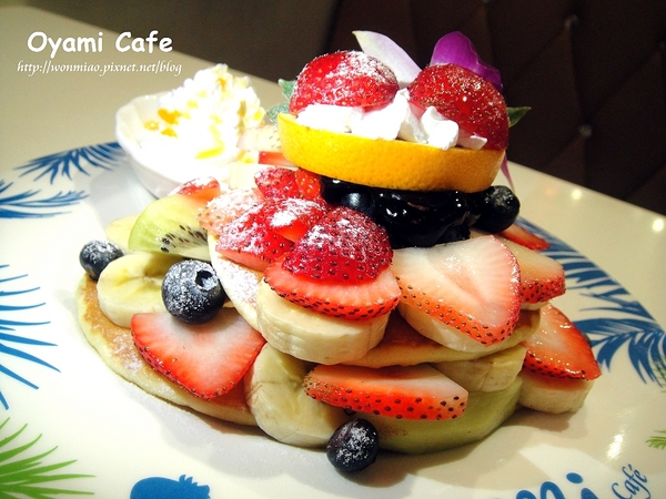 Oyami cafe:【台北市萬華區/食記】 西門町下午茶咖啡 / 鬆餅 / 義大利麵 ✿✿ Oyami Café ✿✿