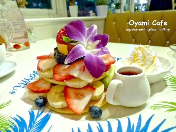 Oyami cafe:【台北市萬華區/食記】 西門町下午茶咖啡 / 鬆餅 / 義大利麵 ✿✿ Oyami Café ✿✿