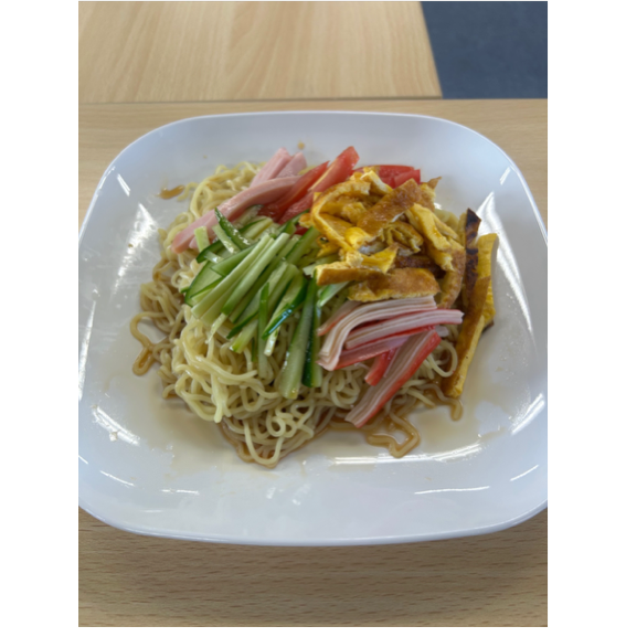 皿に盛られたパスタ料理

AI 生成コンテンツは誤りを含む可能性があります。