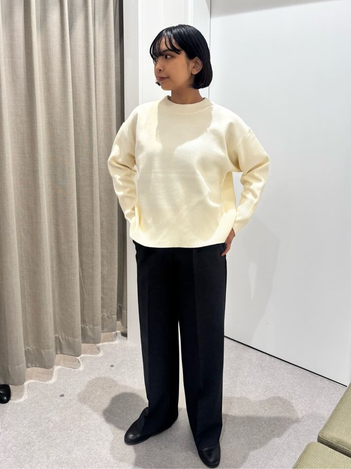 ホワイトプルオーバー