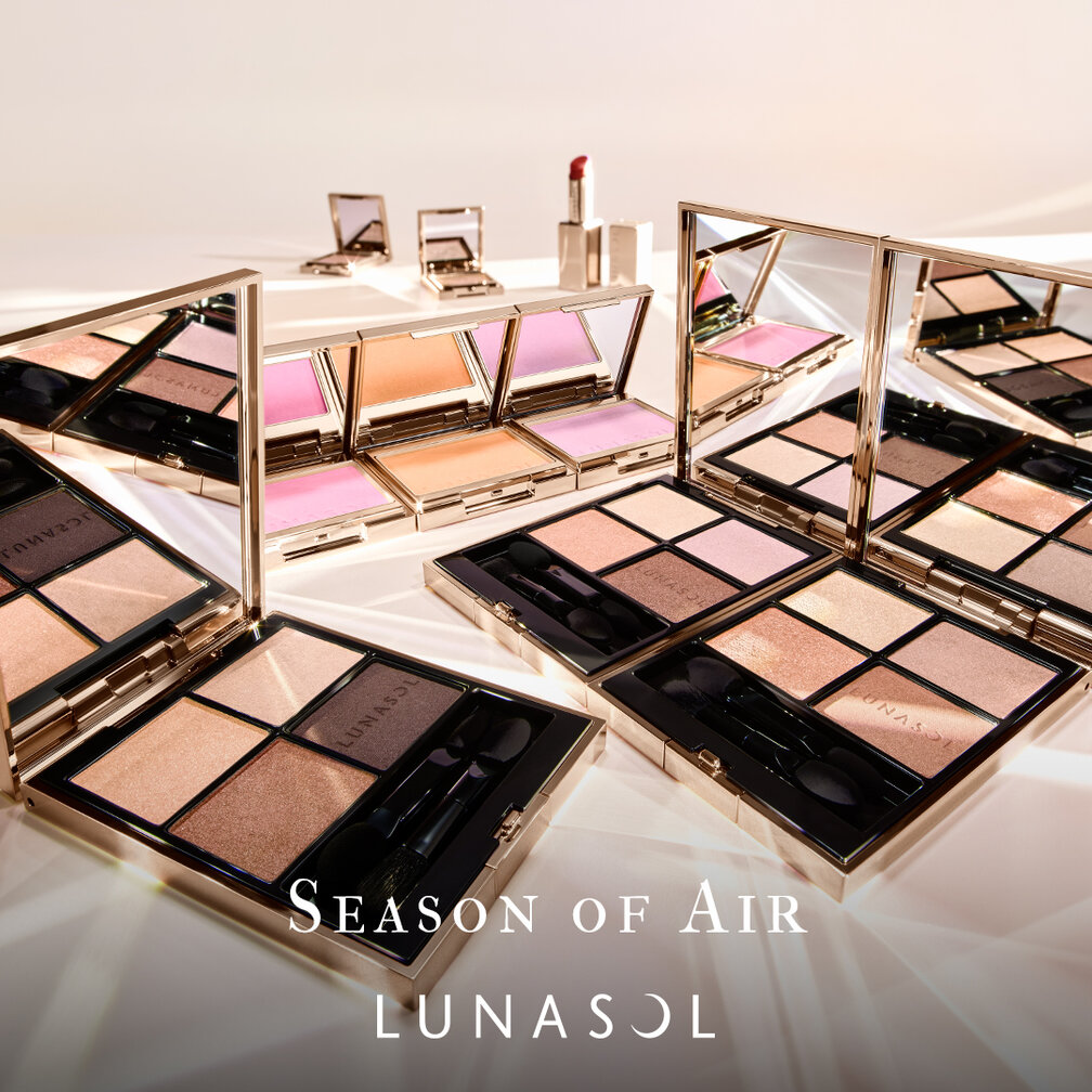 26年1月COLLECTION"Season of Air"