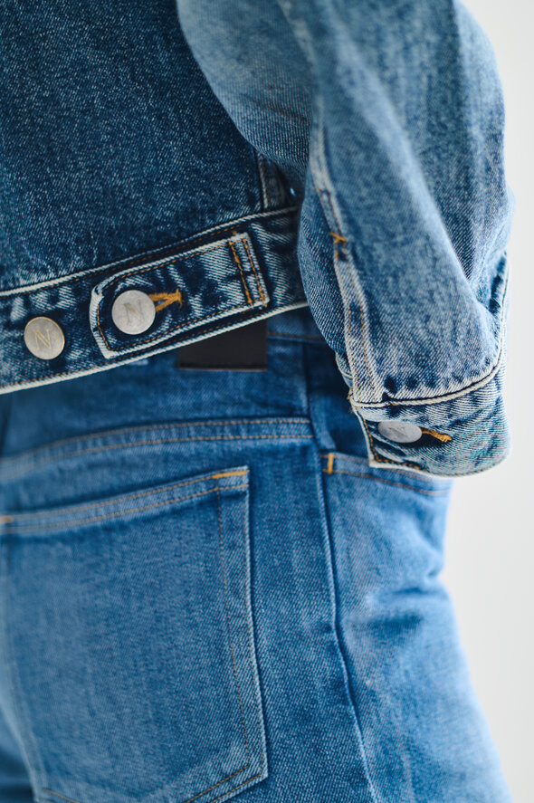 画像のaltを設定してください