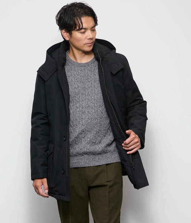 WOOLIAN PLAIN スタンドフード付きダウンアウター