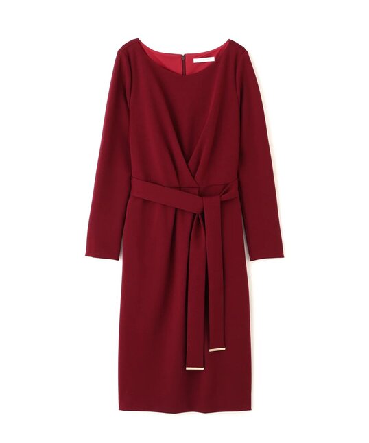 赤の共布ベルト付きワンピース