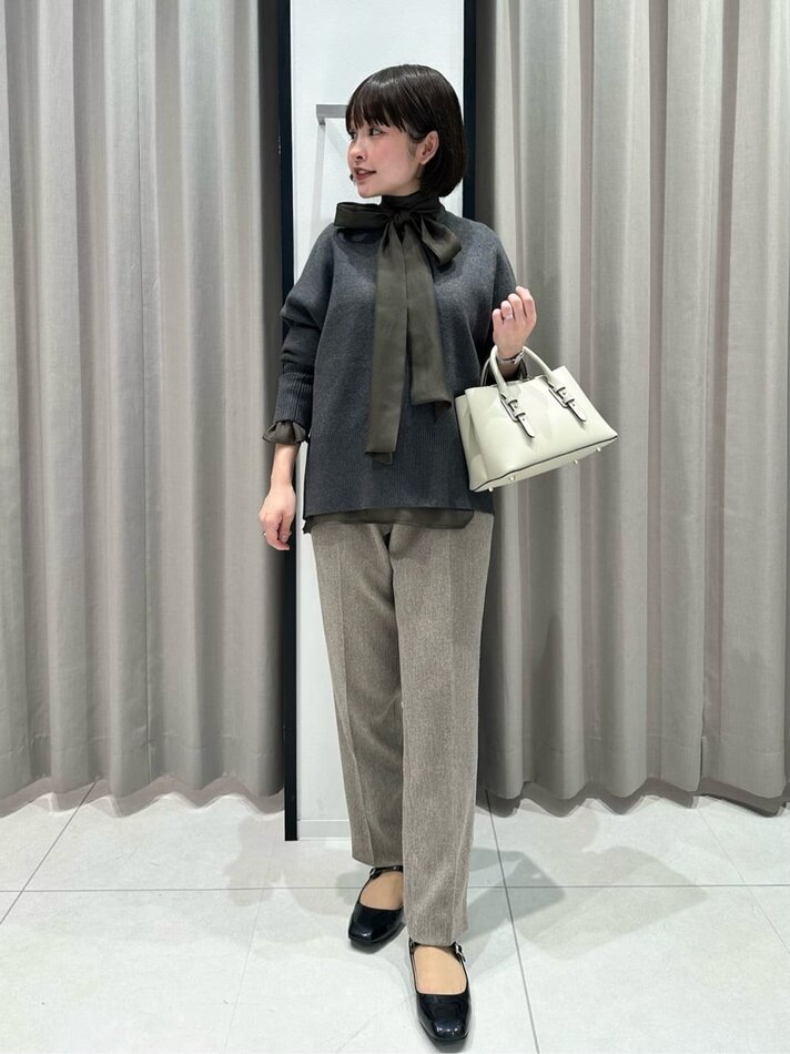 チャコールプルオーバー